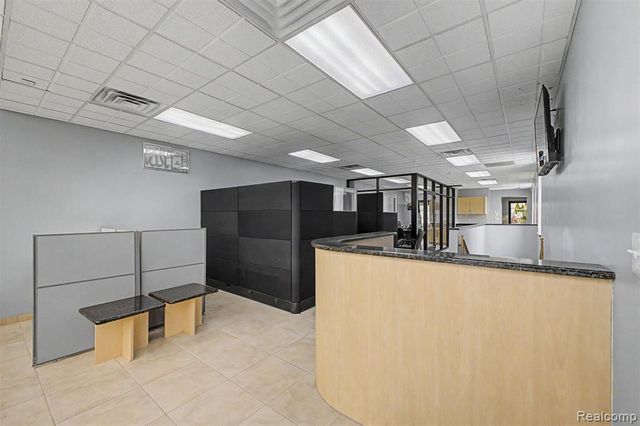 6140 Greenfield Road, Dearborn, MI 48126