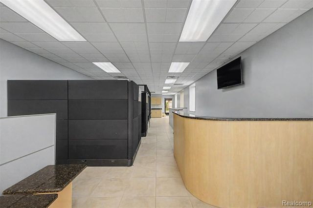6140 Greenfield Road, Dearborn, MI 48126