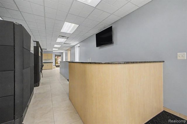 6140 Greenfield Road, Dearborn, MI 48126
