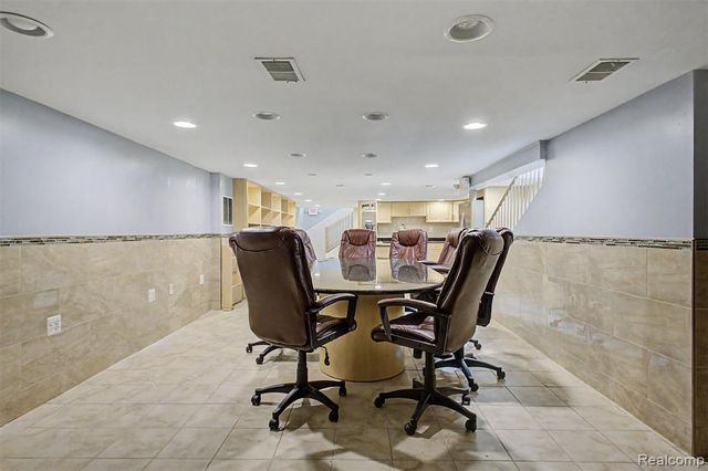 6140 Greenfield Road, Dearborn, MI 48126