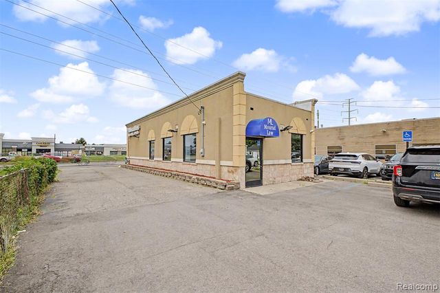 6140 Greenfield Road, Dearborn, MI 48126