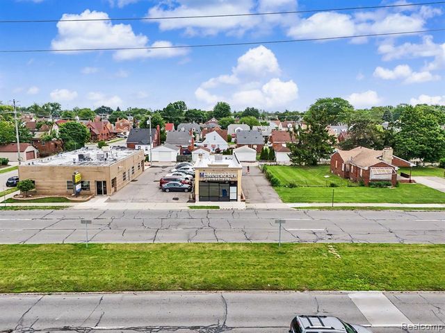 6140 Greenfield Road, Dearborn, MI 48126