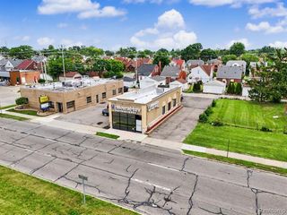6140 Greenfield Road, Dearborn, MI 48126