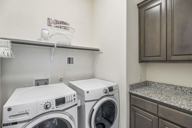 2432 Soprano WAY, Round Rock, TX 78681