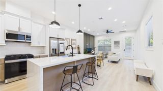 805 Brooks Street B, Houston, TX 77009