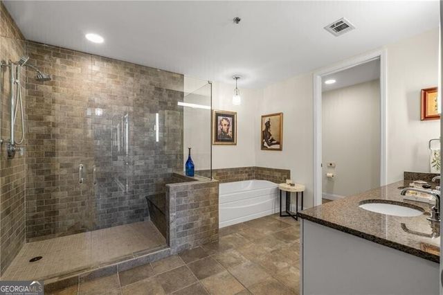 270 17th Street NW 2508, Atlanta, GA 30363