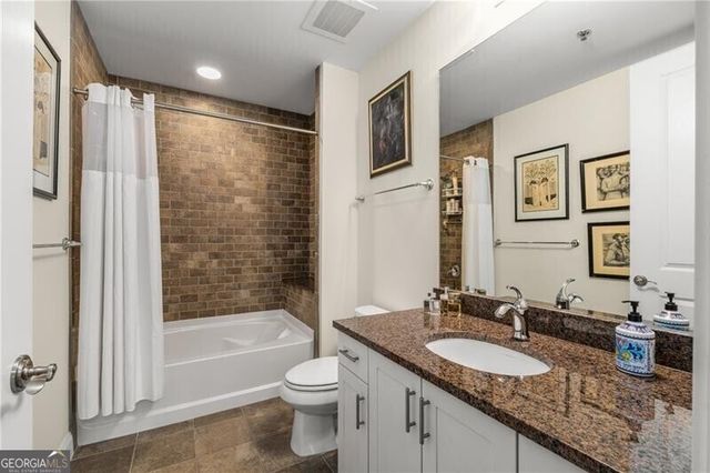270 17th Street NW 2508, Atlanta, GA 30363