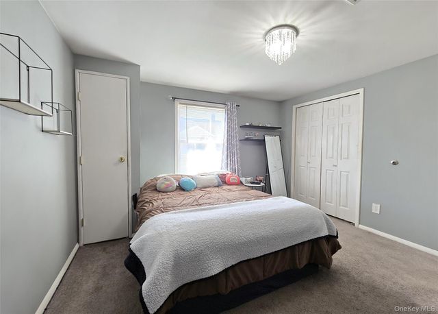 146 Webster Avenue, Ronkonkoma, NY 11779