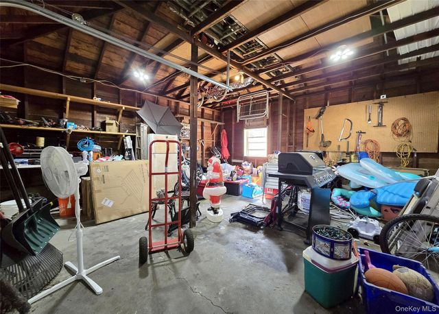 146 Webster Avenue, Ronkonkoma, NY 11779