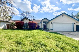 1509 E Vine Court, Visalia, CA 93292