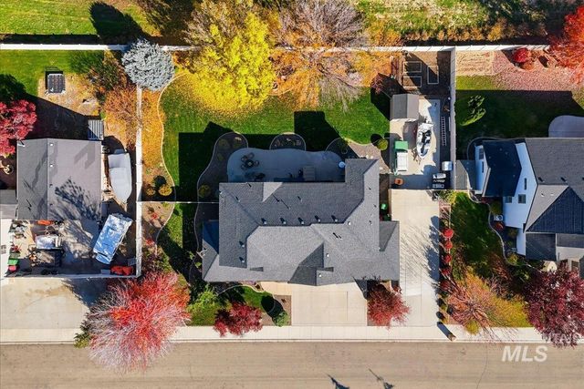 2456 N Oconner Ave, Meridian, ID 83646