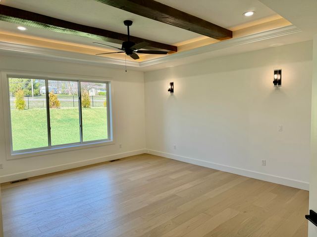 3919 E Woodhue Street, Springfield, MO 65802