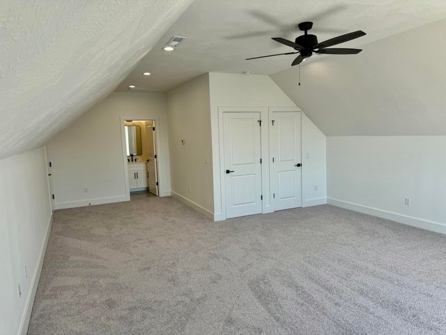 3919 E Woodhue Street, Springfield, MO 65802