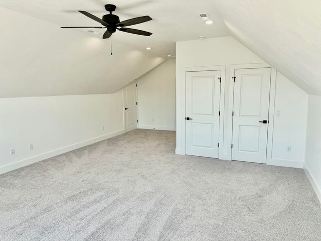 3919 E Woodhue Street, Springfield, MO 65802