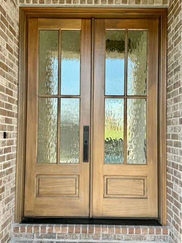 3919 E Woodhue Street, Springfield, MO 65802