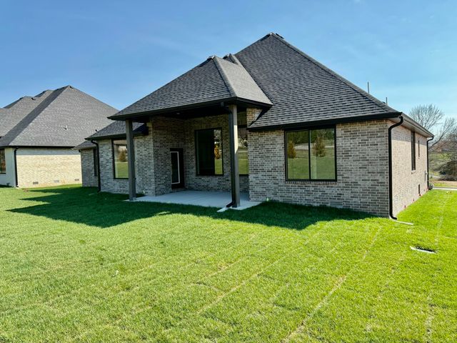 3919 E Woodhue Street, Springfield, MO 65802