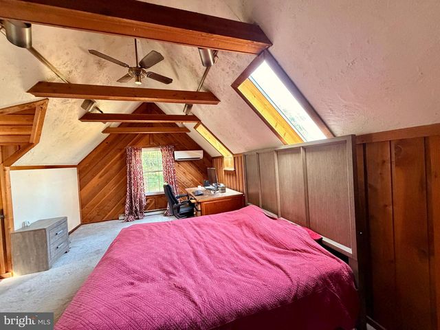 575 MULL AVE, Leesport, PA 19533