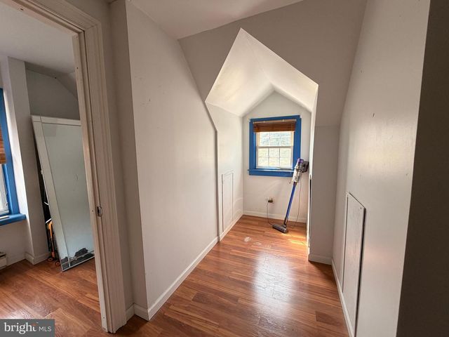 575 MULL AVE, Leesport, PA 19533