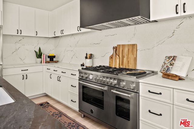 3289 Kelton Avenue, Los Angeles, CA 90034