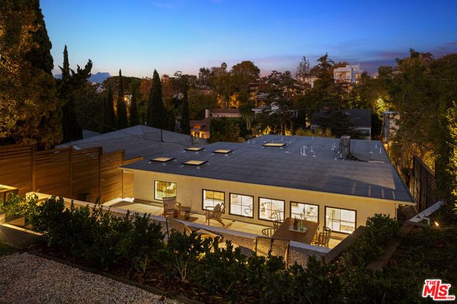 3289 Kelton Avenue, Los Angeles, CA 90034