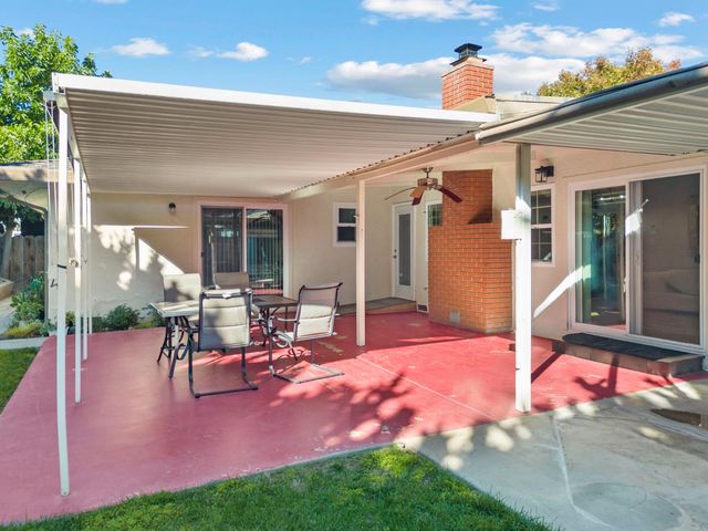 2809 Yukon Dr, Modesto, CA 95350