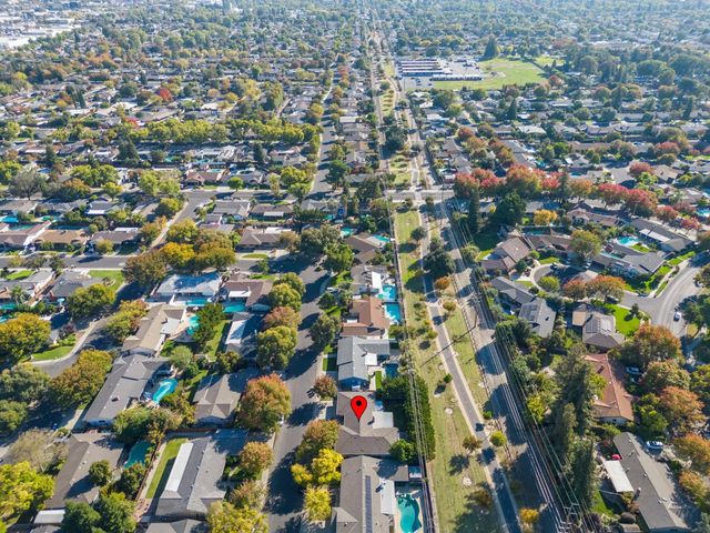 2809 Yukon Dr, Modesto, CA 95350