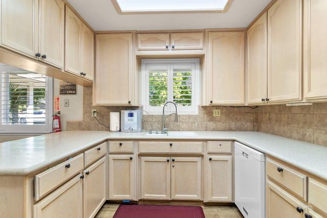 2809 Yukon Dr, Modesto, CA 95350