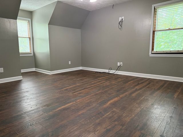254 MOLLIE DR, Selmer, TN 38375