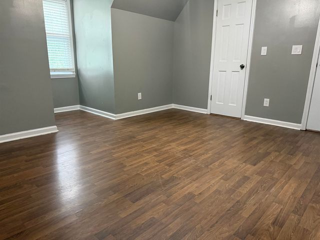 254 MOLLIE DR, Selmer, TN 38375