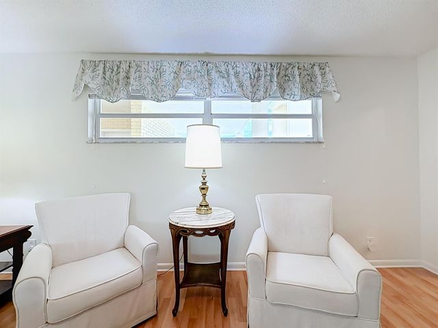 12 Colonial Club Drive 202, Boynton Beach, FL 33435