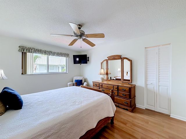 12 Colonial Club Drive 202, Boynton Beach, FL 33435