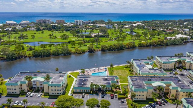 12 Colonial Club Drive 202, Boynton Beach, FL 33435