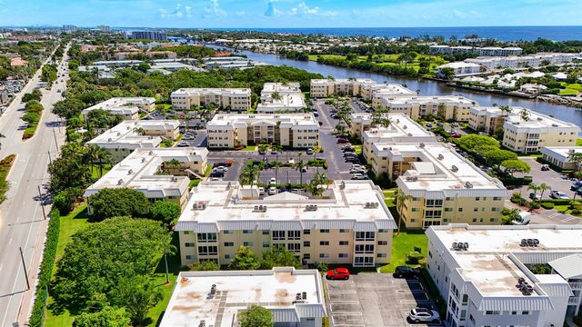 12 Colonial Club Drive 202, Boynton Beach, FL 33435