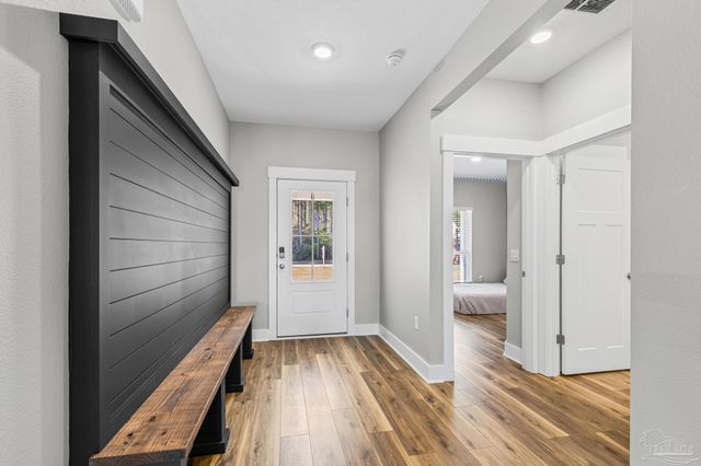 7628 Dewey Jernigan Rd, Pace, FL 32571