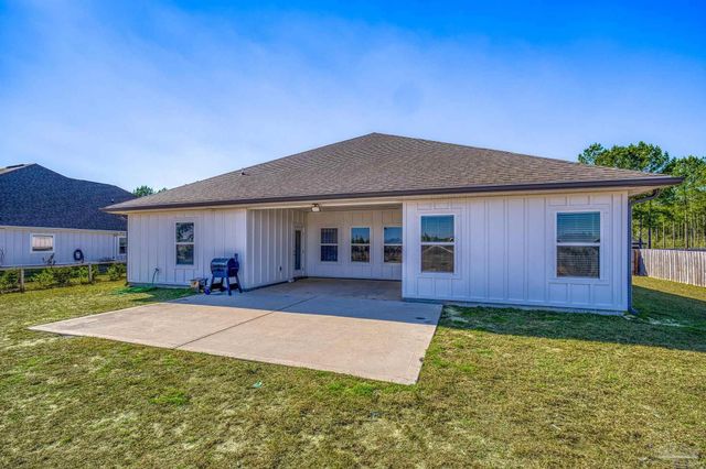 7628 Dewey Jernigan Rd, Pace, FL 32571