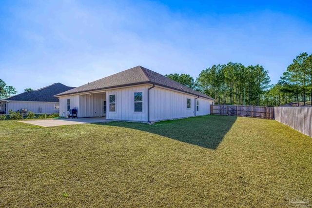 7628 Dewey Jernigan Rd, Pace, FL 32571