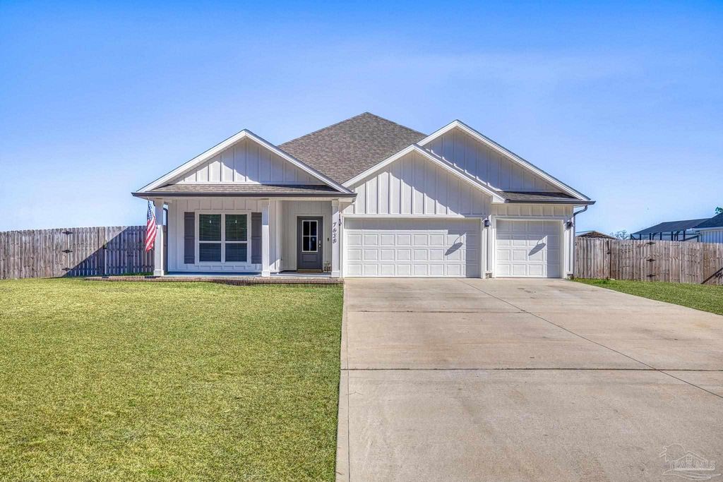 7628 Dewey Jernigan Rd, Pace, FL 32571