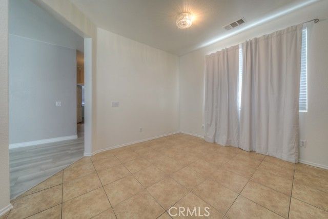 11660 Desert Falls, Adelanto, CA 92301