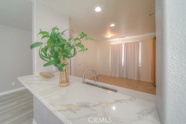 11660 Desert Falls, Adelanto, CA 92301