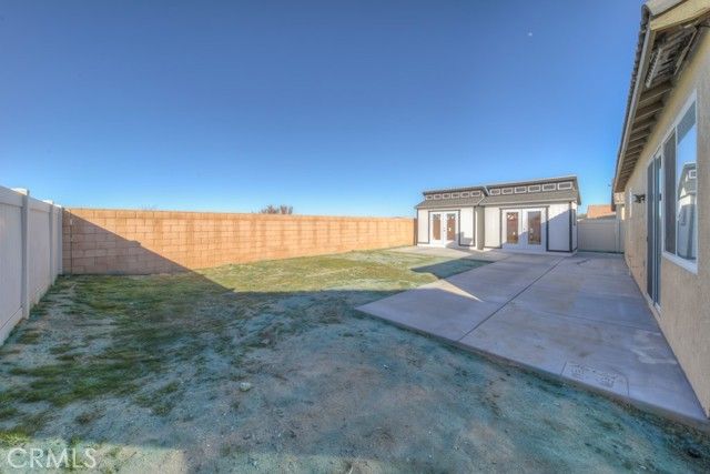 11660 Desert Falls, Adelanto, CA 92301