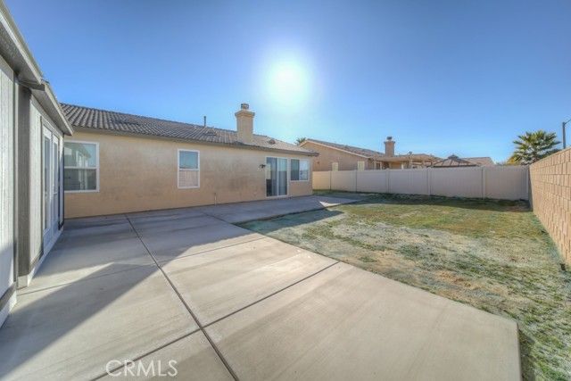 11660 Desert Falls, Adelanto, CA 92301