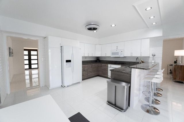 1330 W Terra Mar Drive, Pompano Beach, FL 33062