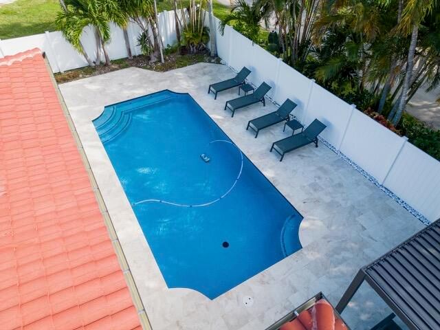 1330 W Terra Mar Drive, Pompano Beach, FL 33062