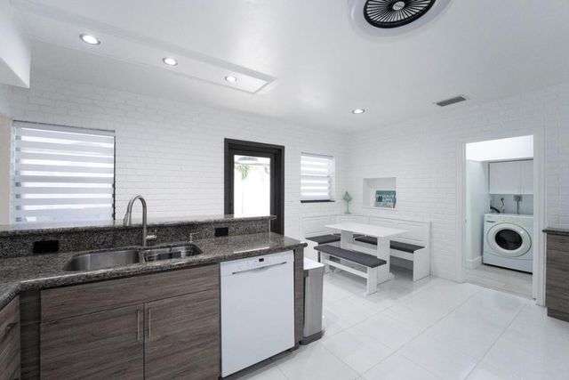 1330 W Terra Mar Drive, Pompano Beach, FL 33062