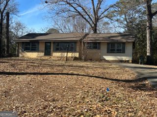105 Robinhood Drive, Warner Robins, GA 31088
