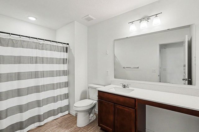 6240 Goodview Avenue S, Cottage Grove, MN 55016