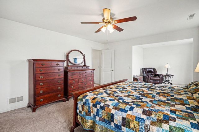 6240 Goodview Avenue S, Cottage Grove, MN 55016