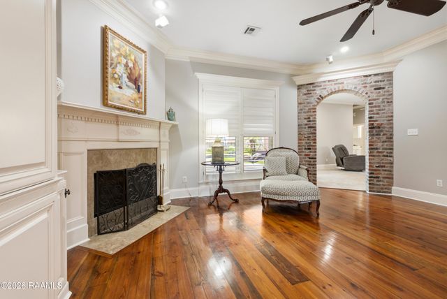 104 Carrollton Circle, Lafayette, LA 70503