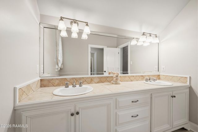 104 Carrollton Circle, Lafayette, LA 70503