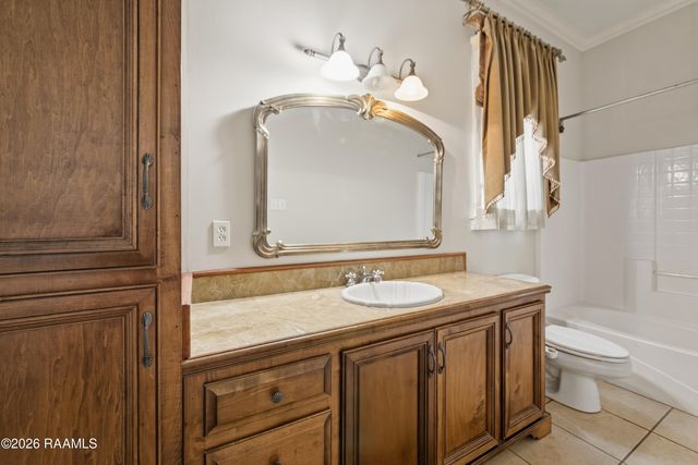 104 Carrollton Circle, Lafayette, LA 70503
